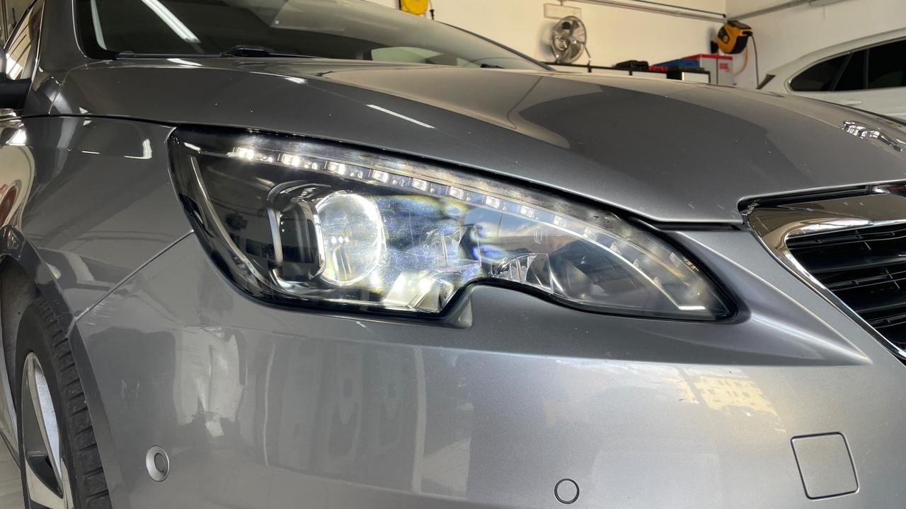 Peugeot 308 BlueHDi 120 S&S SW Allure