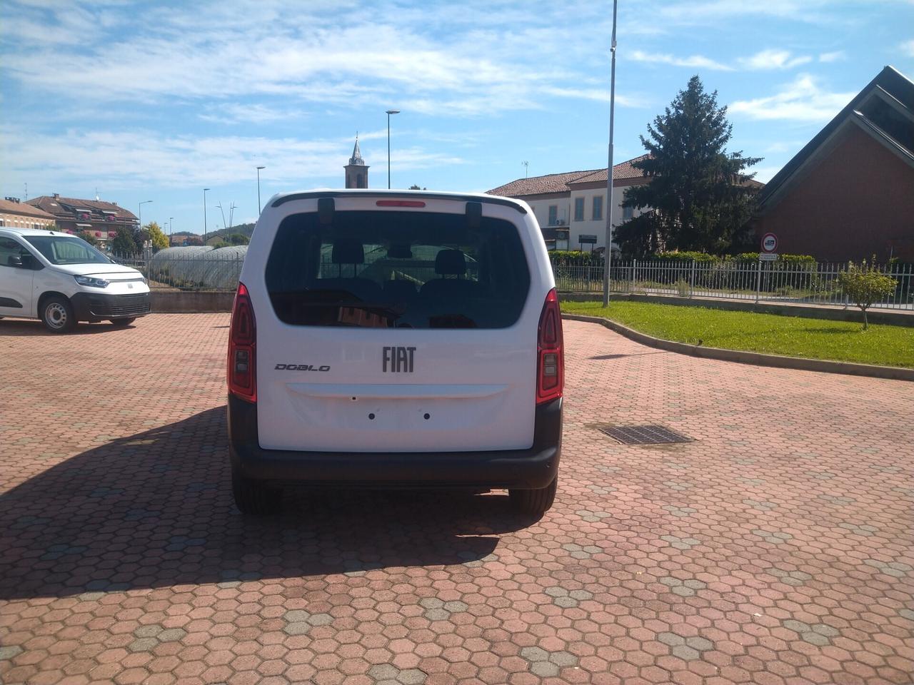 Fiat Doblo DOBLO' 4° serie COMBI 1.5 BlueHdi 100CV MT6 mod. Lounge *SENZA VINCOLO DI FINANZIAMENTO*