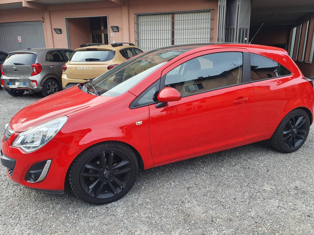 Opel Corsa 1.2 BI-COLOR SPORT 86CV NeoPatentati