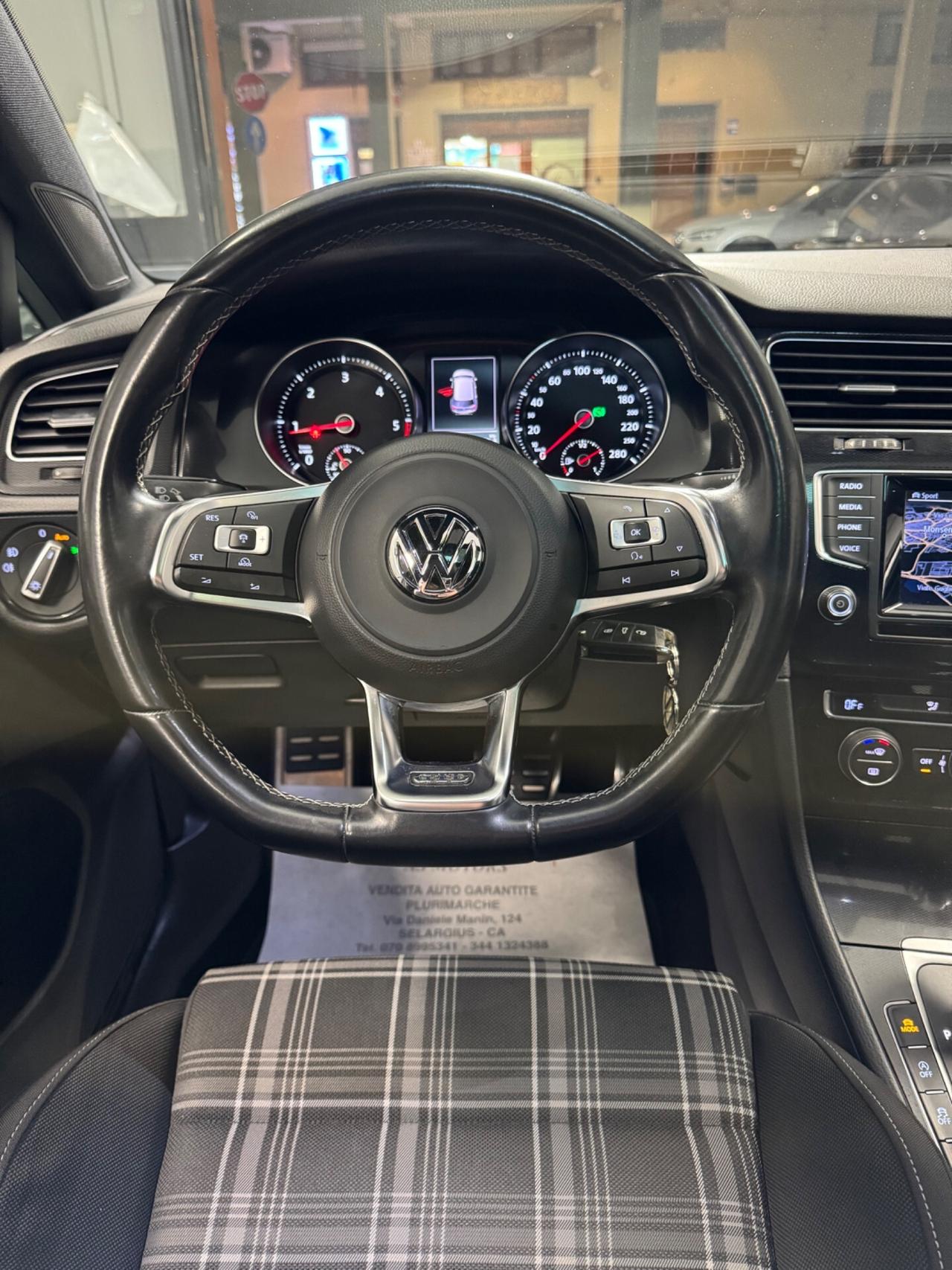 Volkswagen Golf GTD 2.0 TDI 184CV DSG TETTO