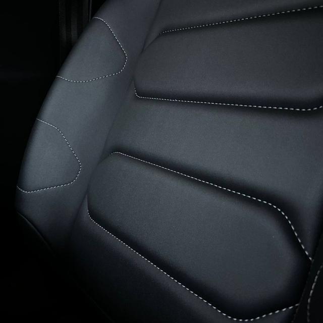 CITROEN E-C4 motore elettrico 136 CV Shine TETTO APRIBILE