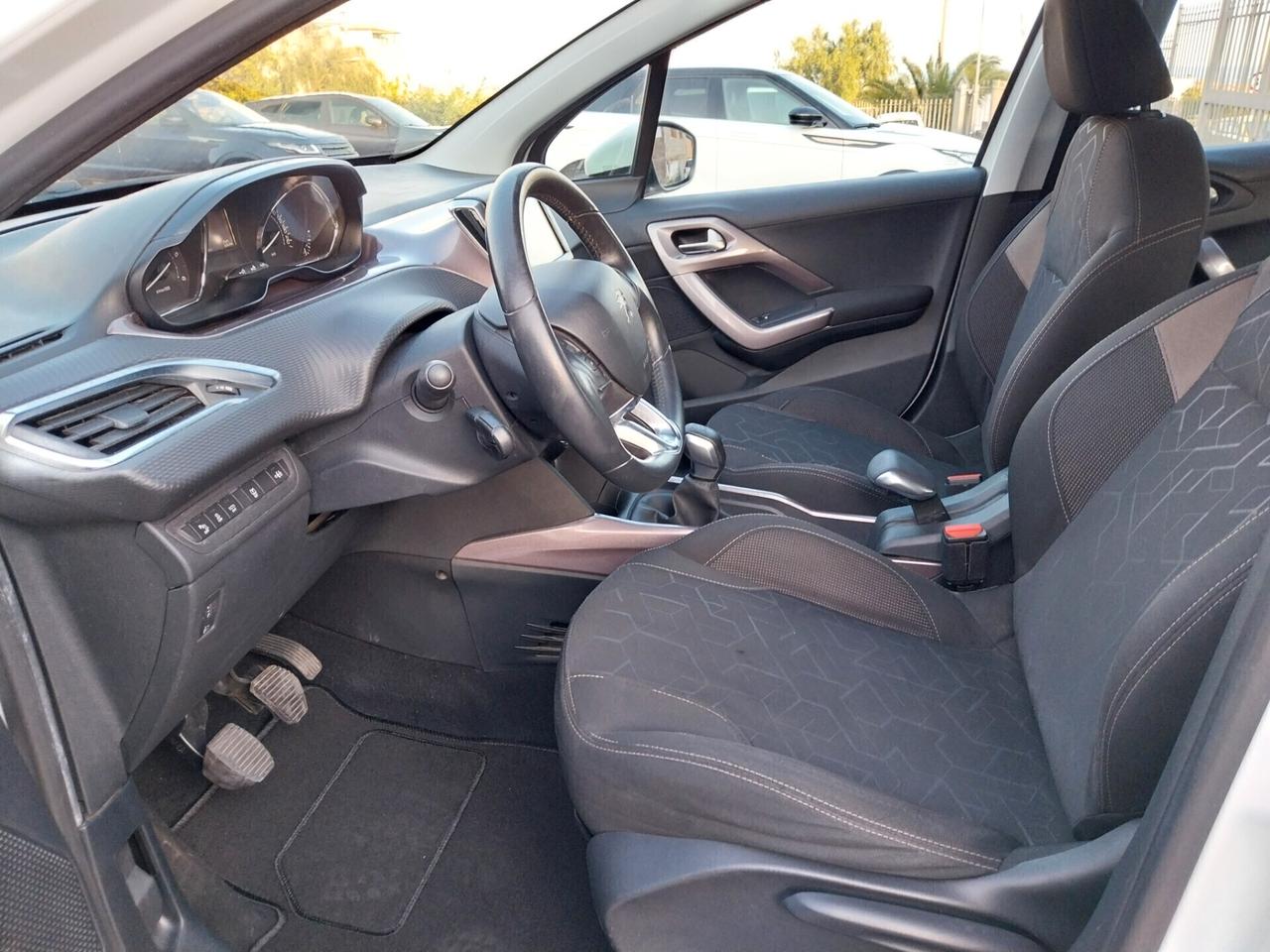 PEUGEOT 2008 1.6 DIESEL UNICOPROPRIETARIO 2015