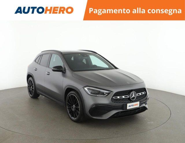 MERCEDES-BENZ GLA 200 d Automatic Premium