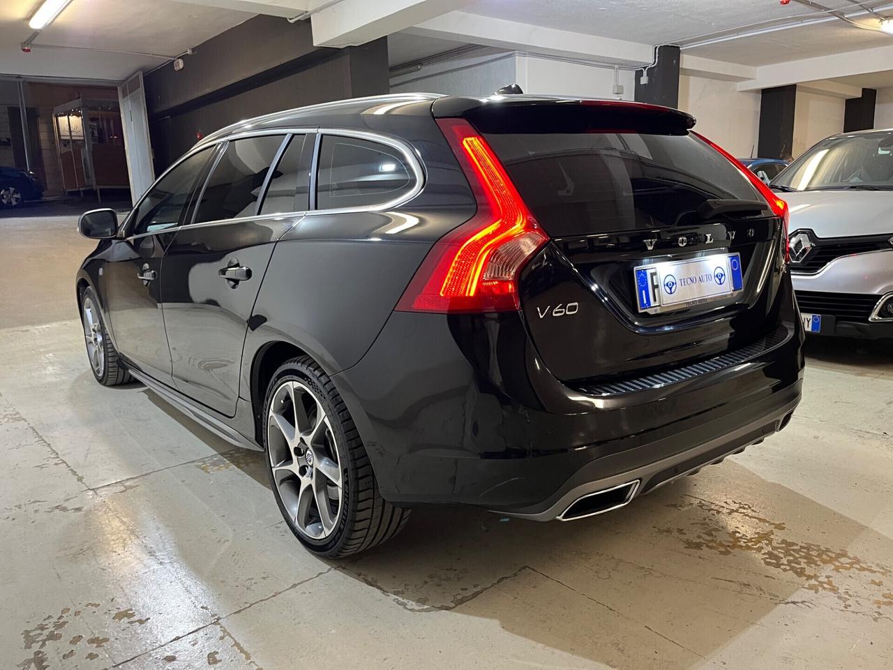 Volvo V60 D4 Geartronic Ocean Race