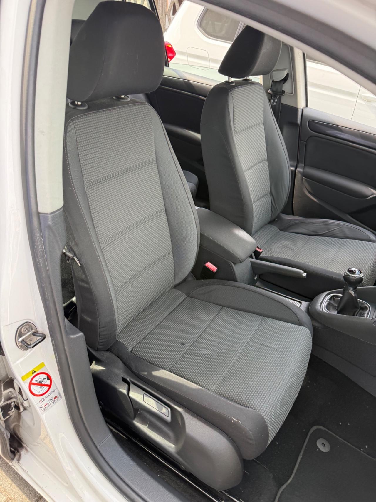 Volkswagen Golf 1.6 TDI DPF 3p. Comf. BlueM. Tech.
