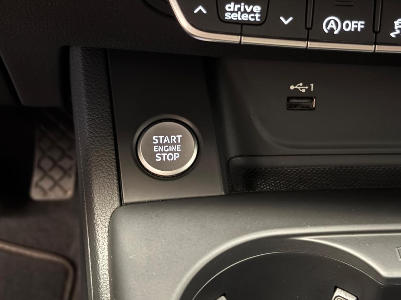 Audi A4 Avant 40 TFSI S tronic