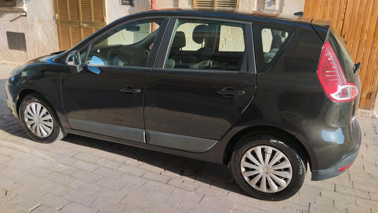 Renault Scenic X-Mod 1.5 dCi 110CV Dynamique