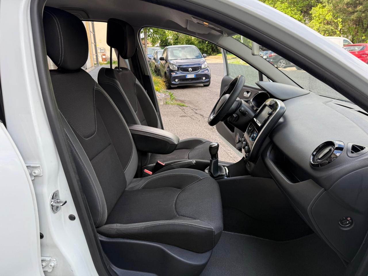 Renault Clio dCi 8V 75CV AUTOCARRO