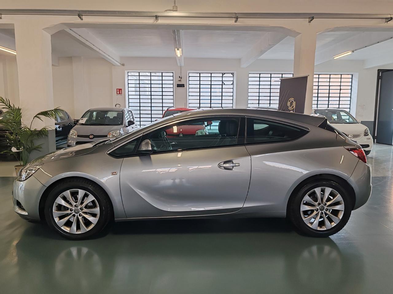 Opel Astra GTC 1.7 CDTI 130CV S&S 3 porte Elective