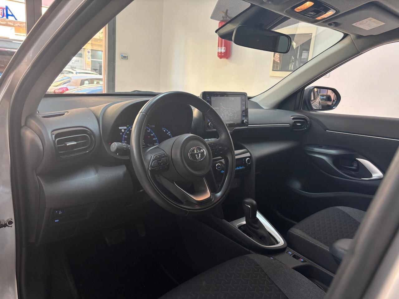 Toyota Yaris Cross Yaris Cross 1.5 Hybrid 5p. E-CVT AWD-i Business