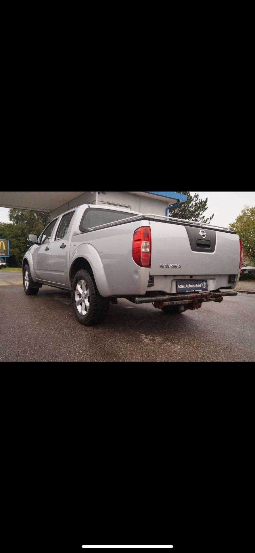 Nissan Navara 2.5 dCi 4 porte Double Cab Sport
