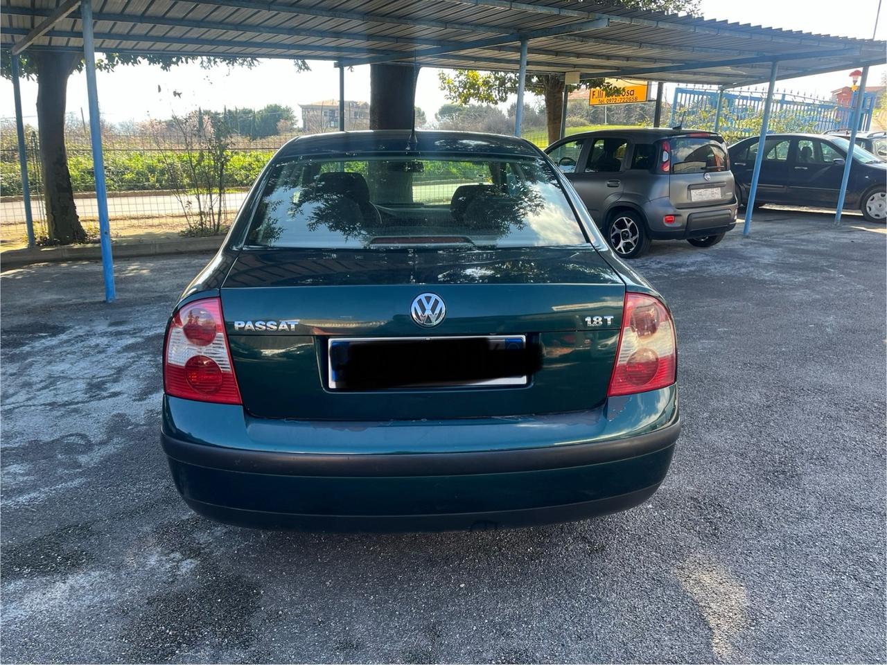 Volkswagen Passat 1.8 T 20V cat Highline