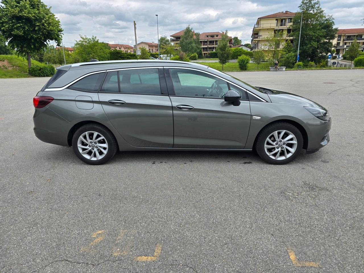 Opel Astra 1.5 CDTI 122 CV S&S AT9 Sports Tourer Business Eleg.