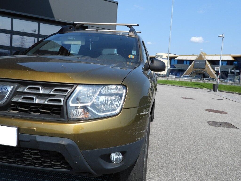 Dacia Duster 1.6 Laureate Family 4x2