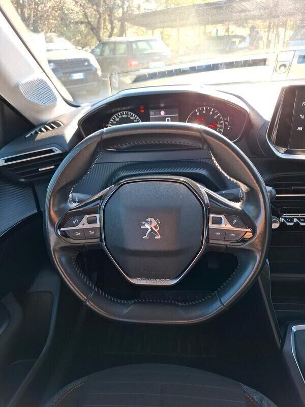 Peugeot 208 BlueHDi Allure 100 Full