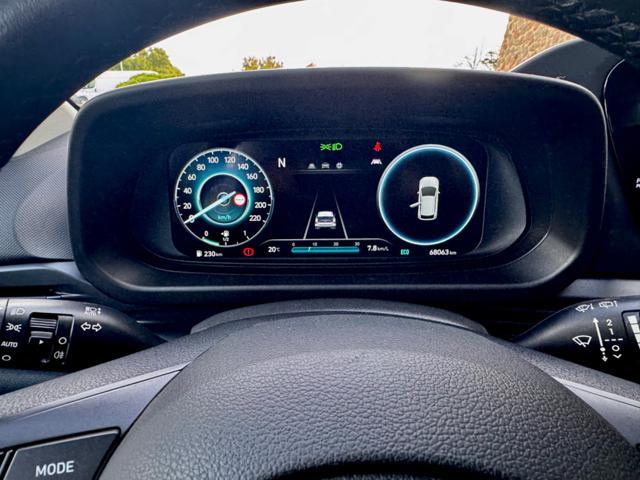 HYUNDAI Bayon 1.0 T-GDI HYBRID 48V iMT XLINE+NAVI+RCAM