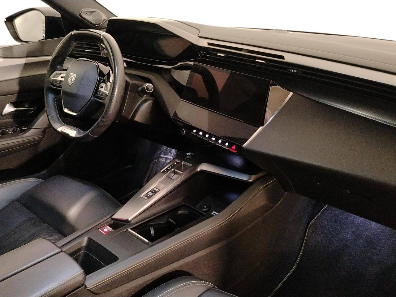 Peugeot 408 1.6 hybrid phev GT 225cv