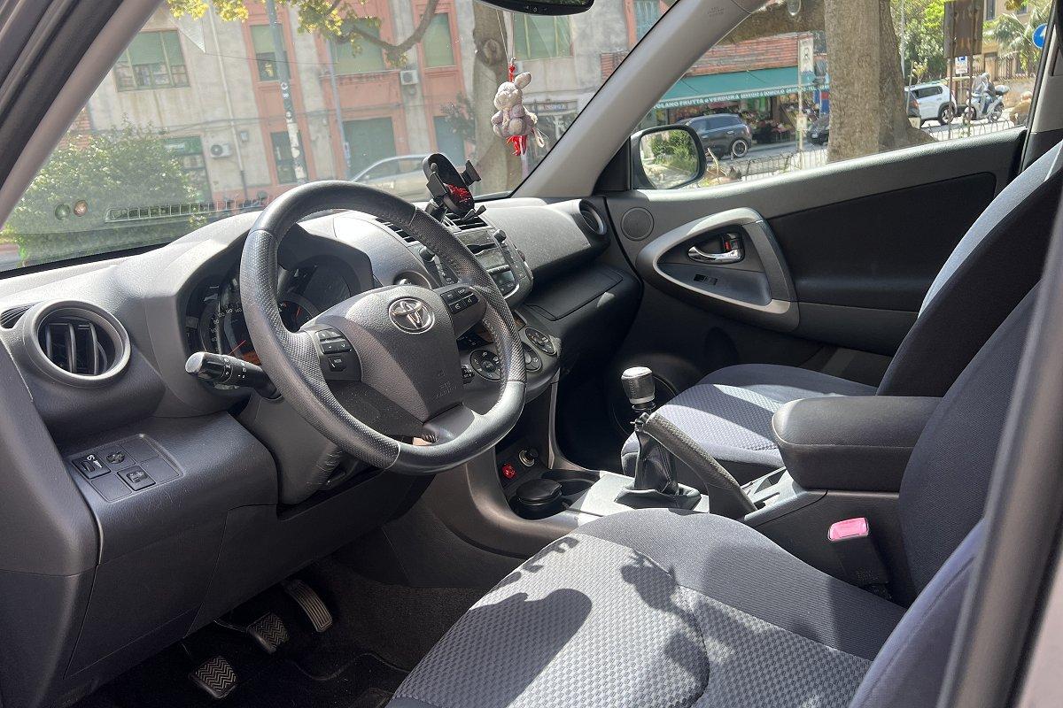 TOYOTA RAV4 Crossover 2.2 D-4D 150 CV DPF Sol