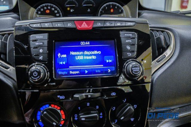 LANCIA Ypsilon 1.2 69 CV 5 porte Gold