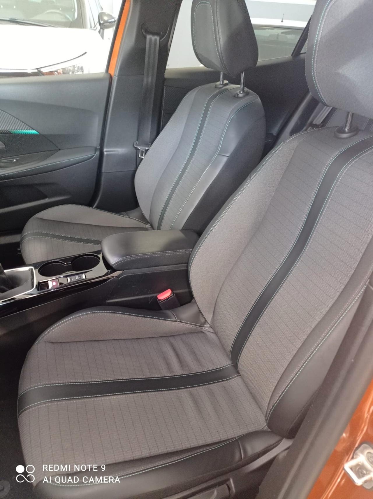 Peugeot 2008 PureTech 100 S&S Allure