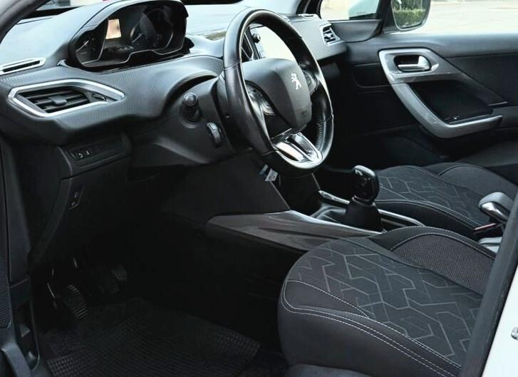 Peugeot 2008 (UNICOPROPRIETARIO)PureTech 82 Allure