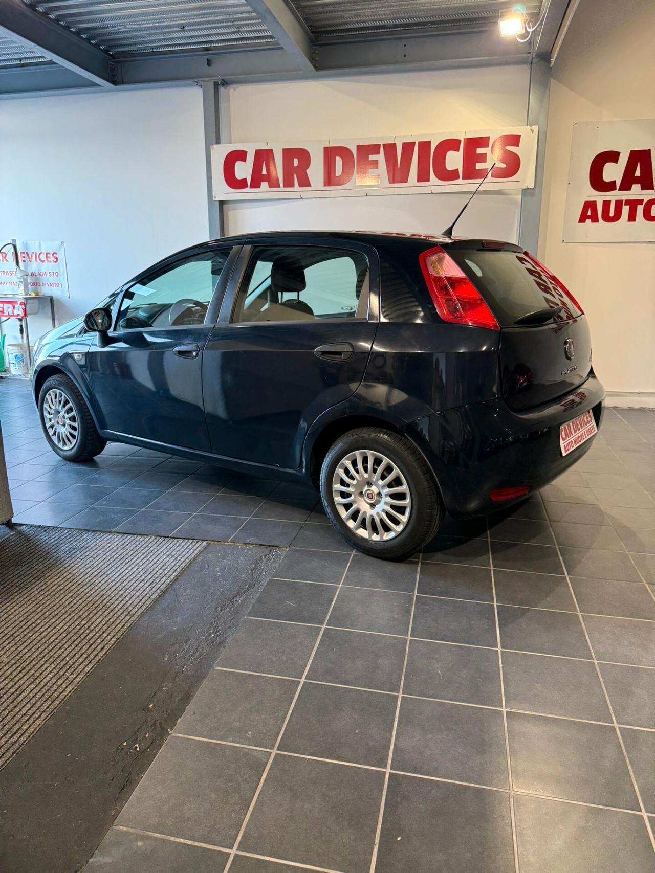 Fiat Punto 1.2 BENZINA - NEOPATENTATI