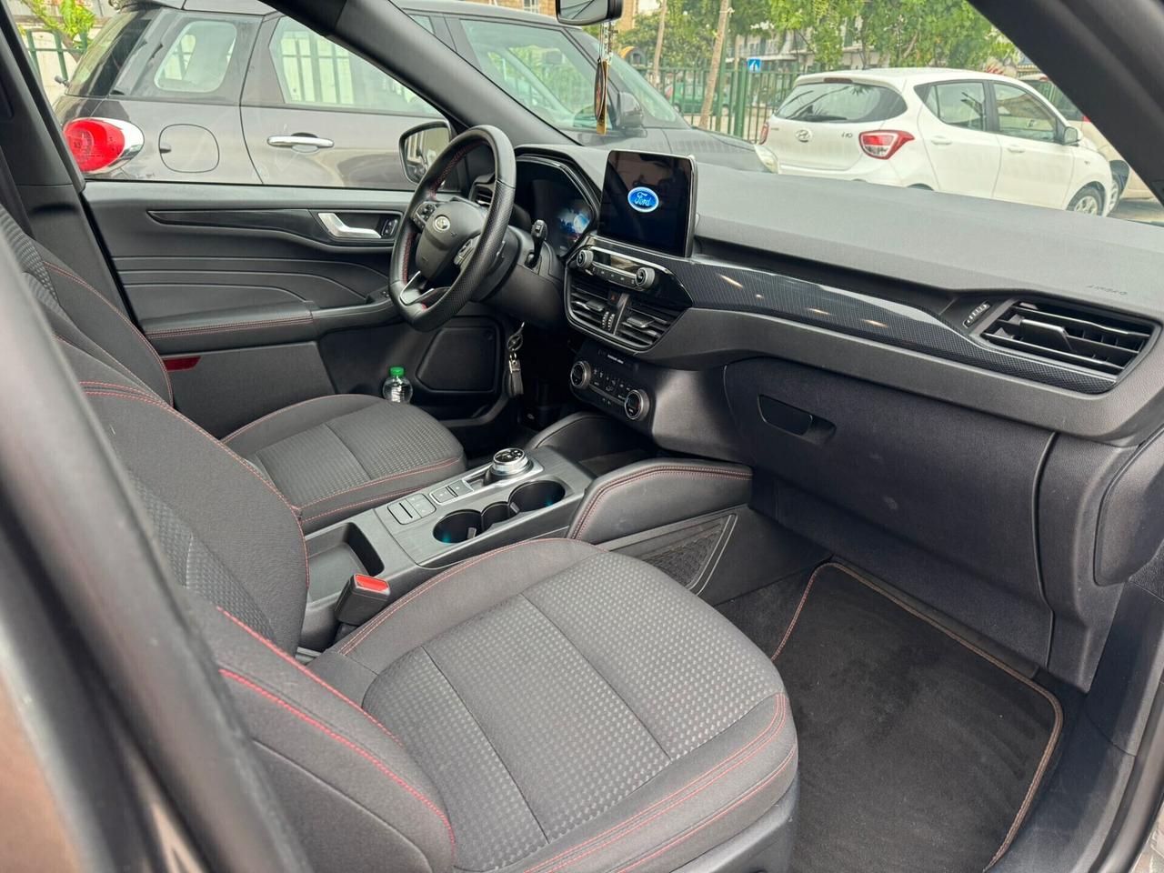 Ford Kuga 1.5 EcoBlue 120 CV aut. 2WD ST-Line
