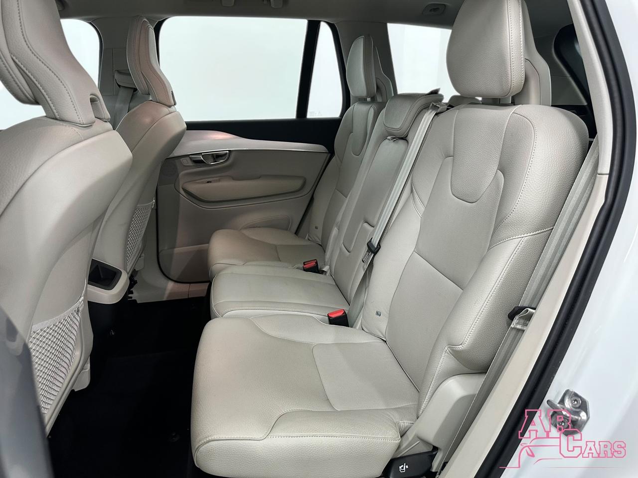 Volvo XC 90 XC90 D5 AWD Geartronic Momentum 4X4