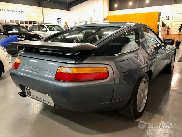 PORSCHE 928 S
