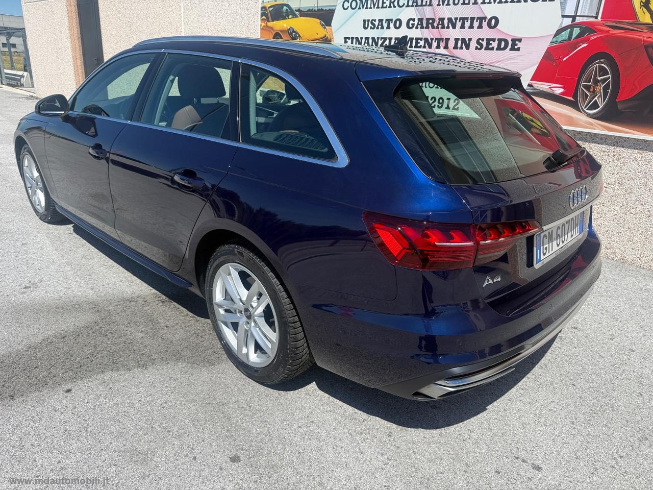 AUDI A4 Avant 30 TDI/136CV S tr. Business Adv IVA ESPOSTA