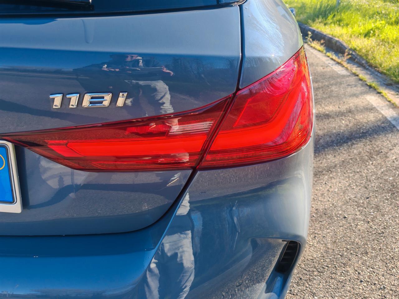 Bmw 118i 5p. Msport Incidentata