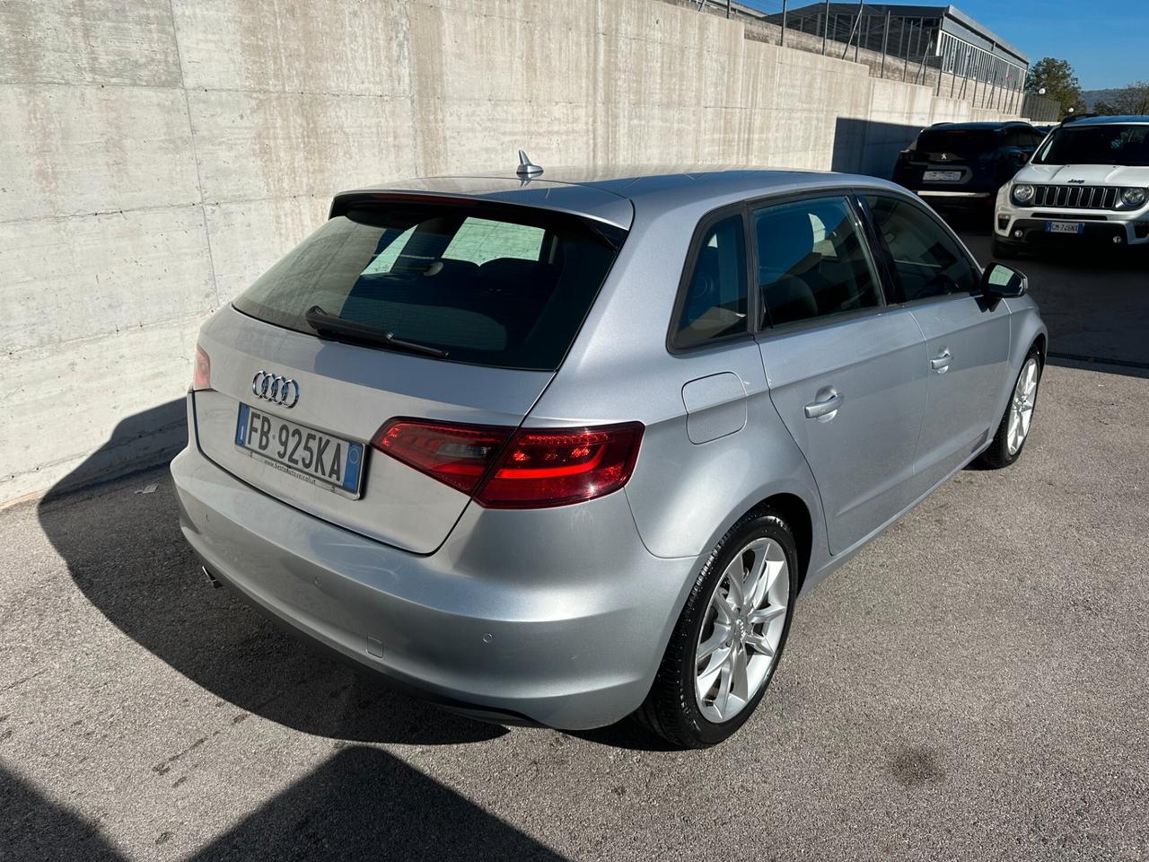 Audi A3 SPB 1.6 TDI clean diesel S tronic Ambition