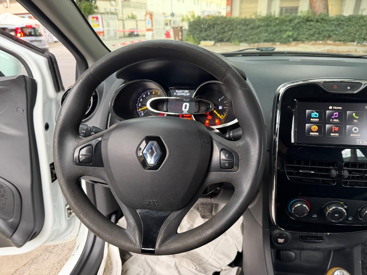 Renault Clio 1.2 75CV 5 porte Live