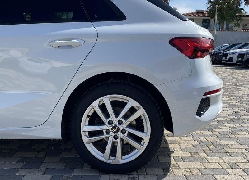 Audi A3 SPB S Line interno ed esterno 2.0 TDI 150CV s-tronic 35