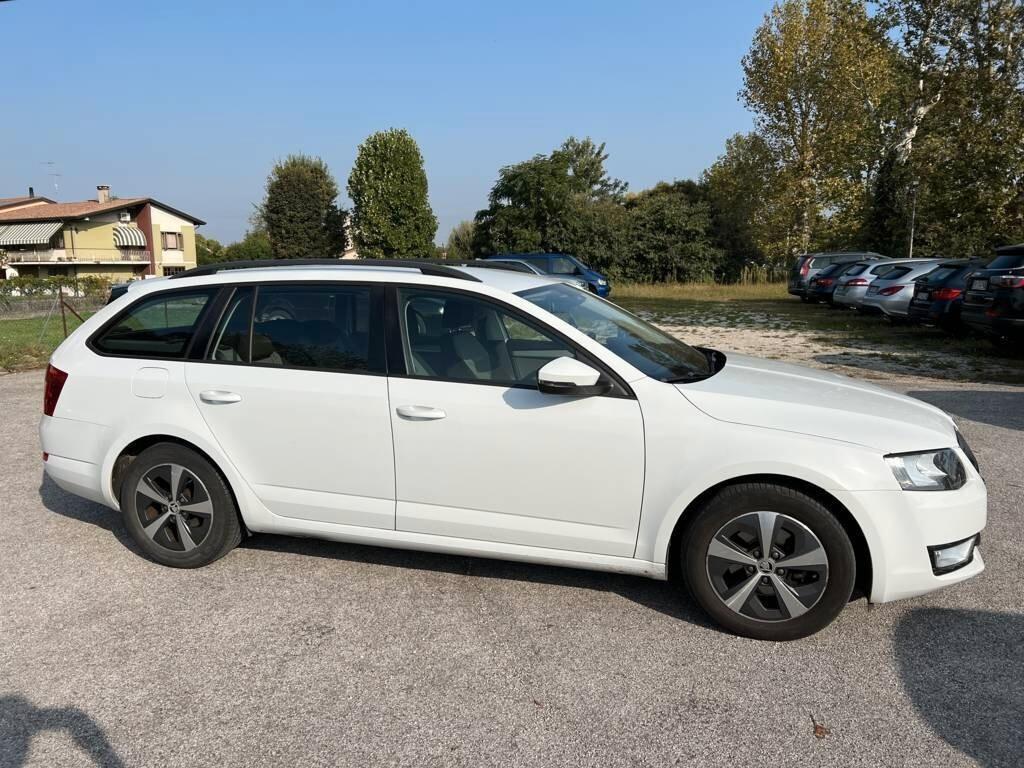 Skoda Octavia 1.6 TDI CR 110 Wagon Executive GreenLine