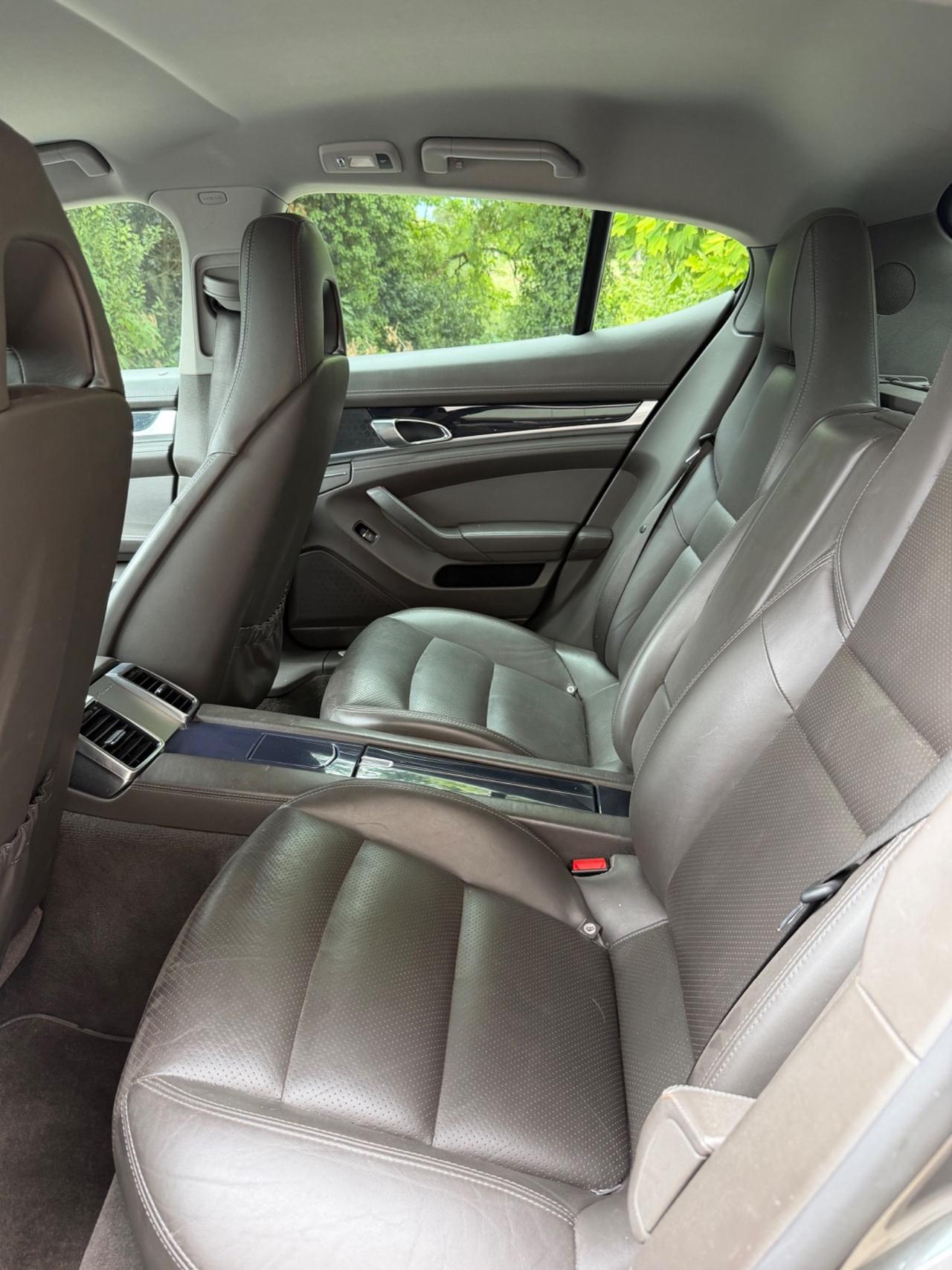 Porsche Panamera 3.0 RESTYLING FULL LED