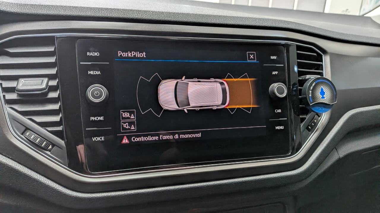 Volkswagen T-Roc 1.6 TDI SCR Business BlueMotion Technology