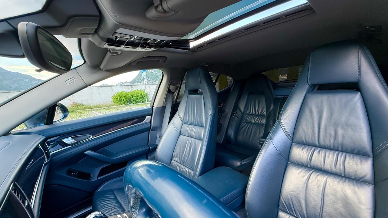 Porsche Panamera 3.6 i 300cv 4x4 Semi Nuova