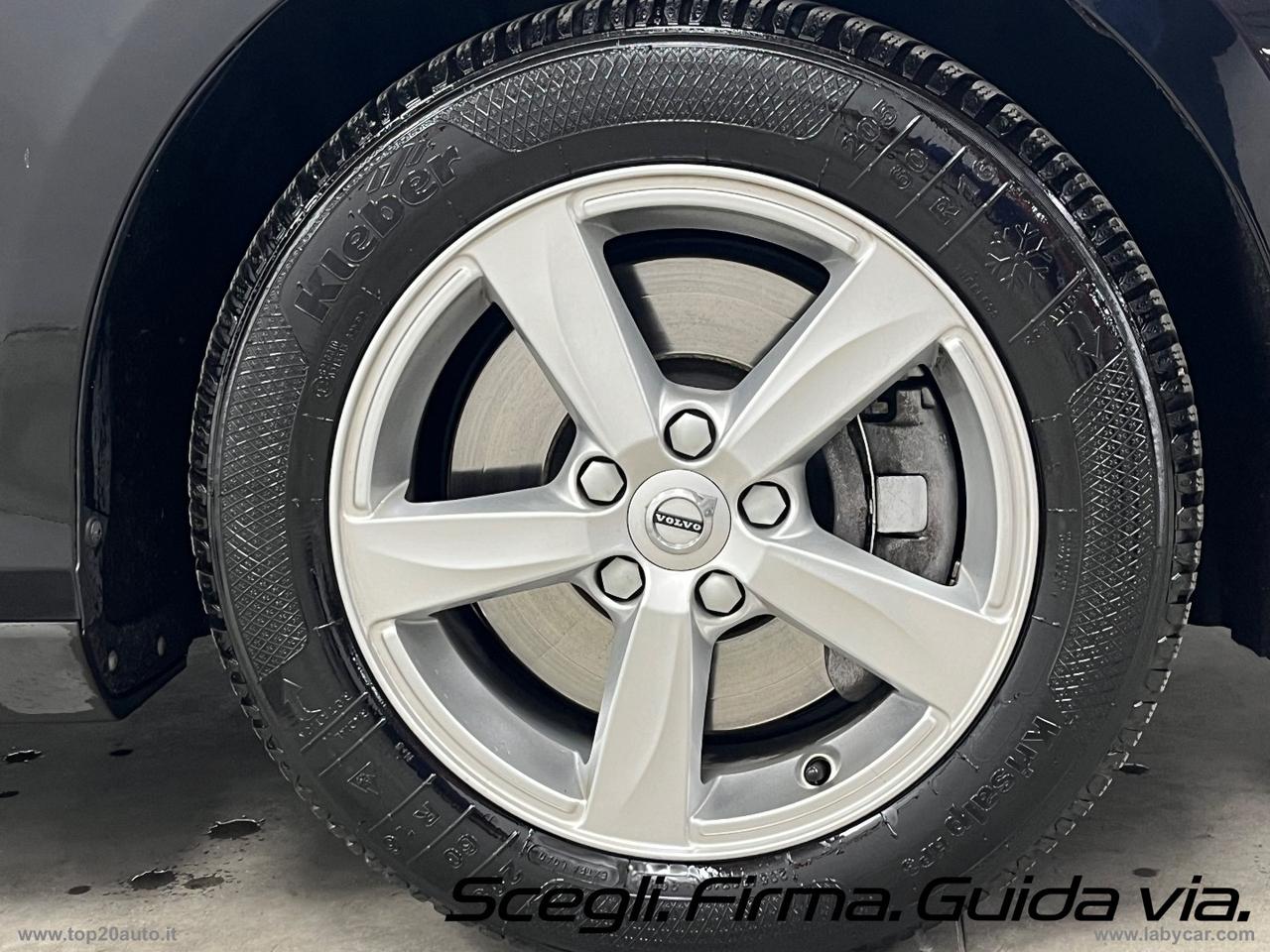 VOLVO V40 Cross Country D2 Kinetic|GANCIO TRAINO
