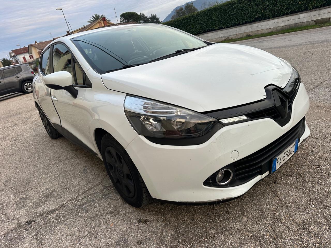 Renault Clio 1.2 75CV GPL