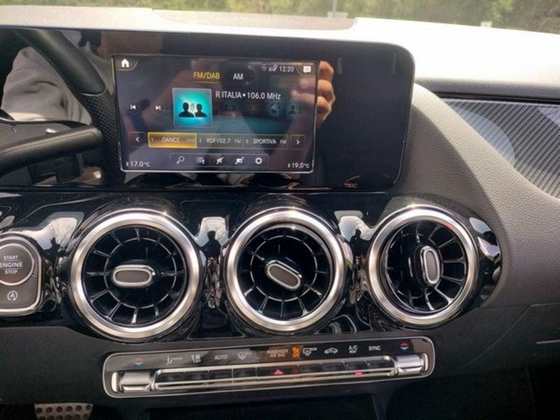 Mercedes-Benz GLA GLA 200 d Premium auto