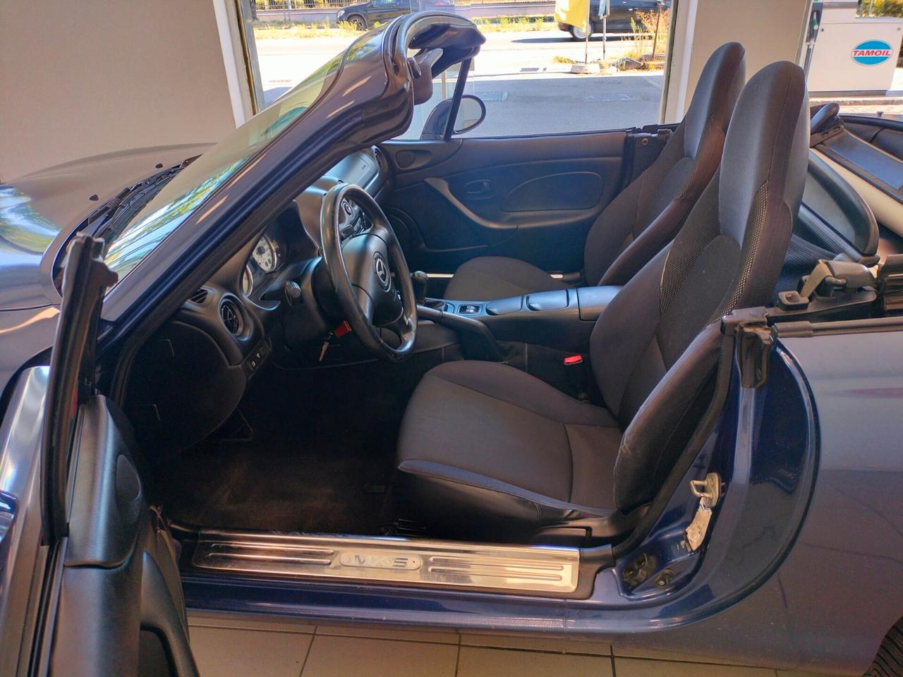 Mazda MX-5 1.6i 16V cat Trilogy