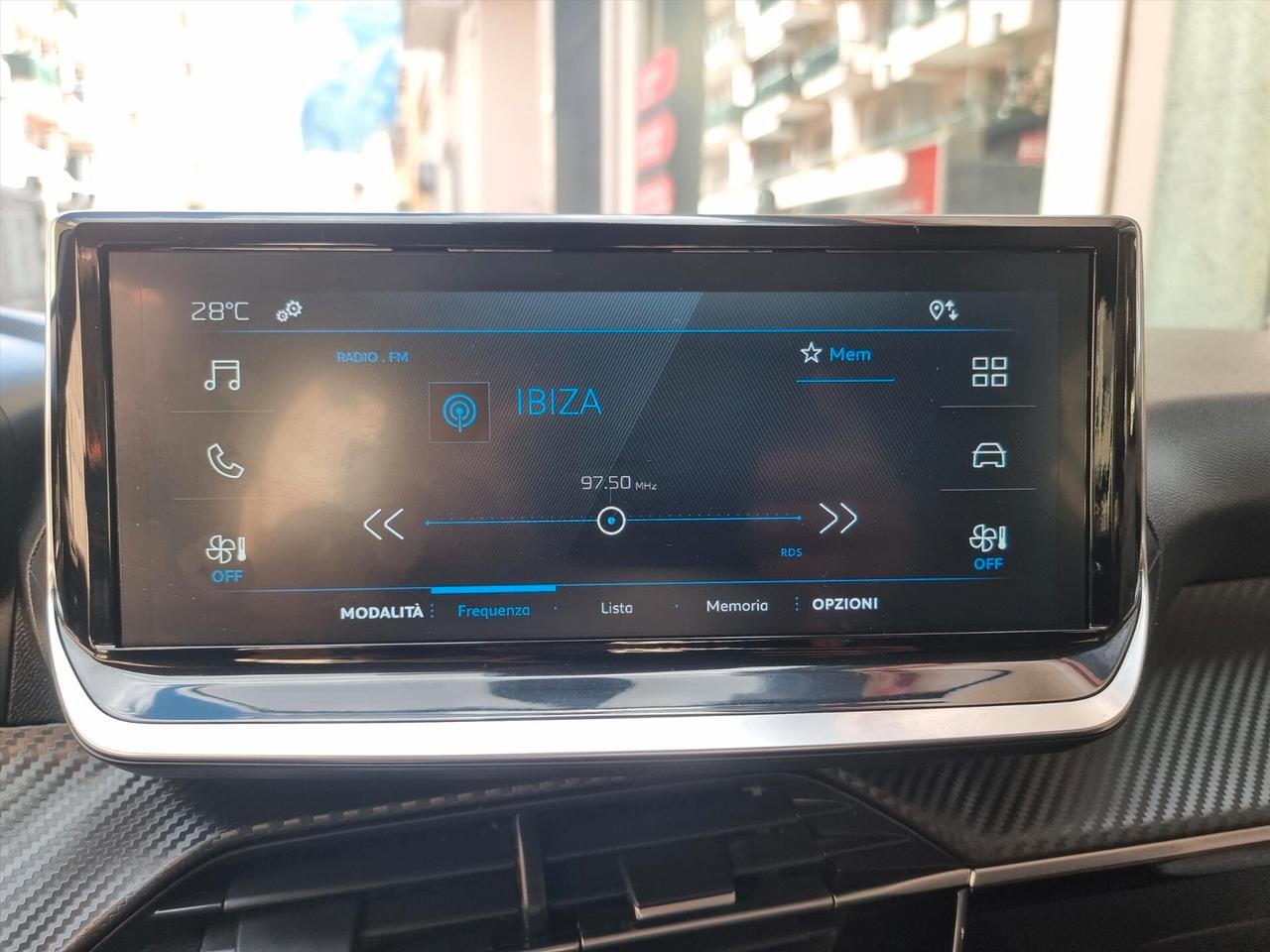Peugeot 208 PureTech 100 Stop&Start 5 porte Style NESSUN OBBLIGO DI FINANZIAMENTO
