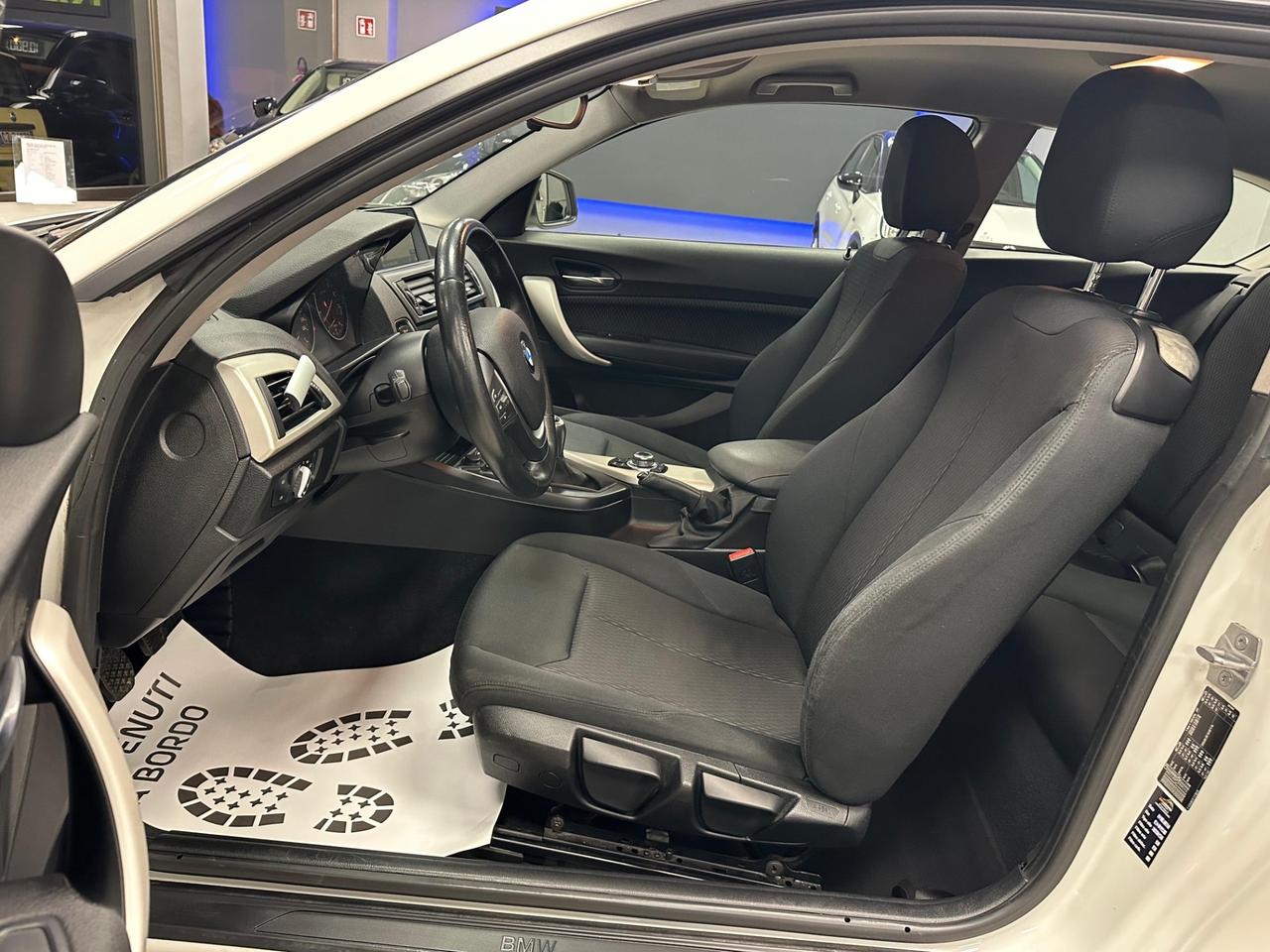 Bmw 116 116i 5p. Urban