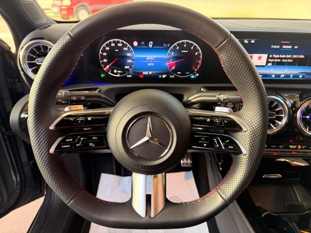 MERCEDES-BENZ A 200 Automatic AMG Line Premium