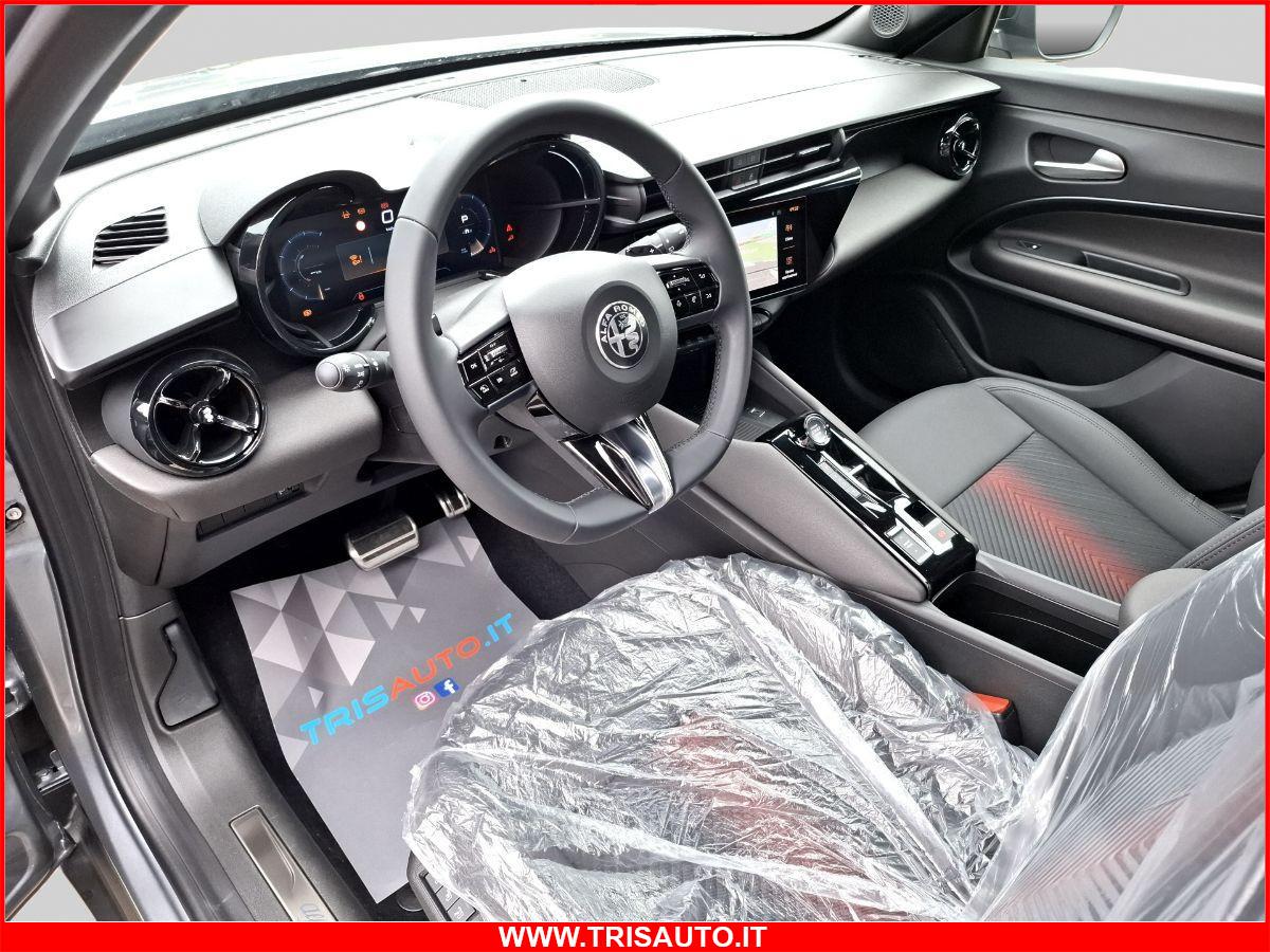 ALFA ROMEO Junior 1.2T Hybrid eDCT6 145cv Speciale NEOPATENTATI IVATA