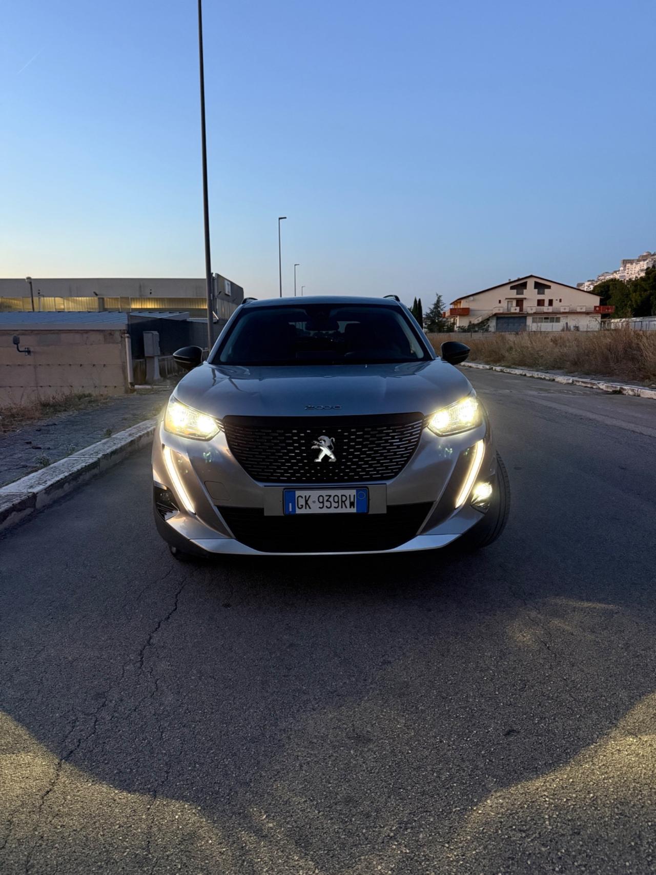 Peugeot 2008 BlueHDi 110 S&S Allure Pack
