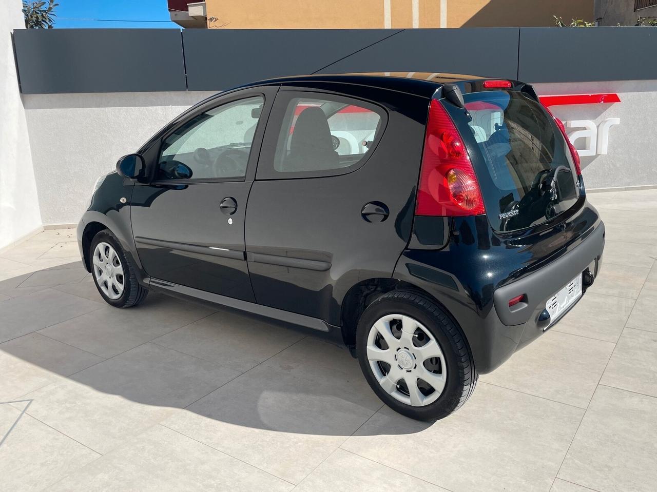 Peugeot 107 1.0 68CV 5p. Plaisir