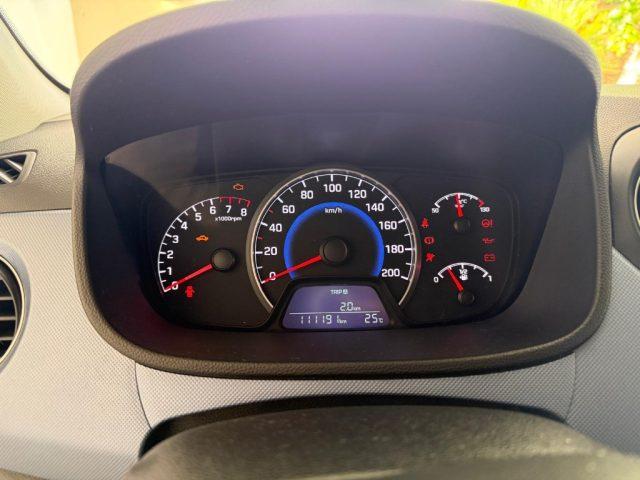 HYUNDAI i10 1.0 MPI Sound Edition