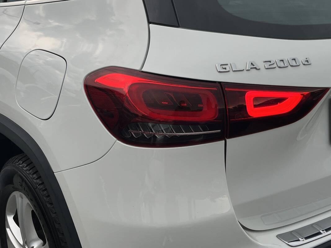 Mercedes Classe GLA 200 d Sport 4matic auto